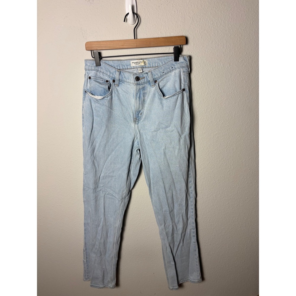 Abercrombie & Fitch Curve Love 90s Straight Mid Rise Light Wash Jeans 28 Regular